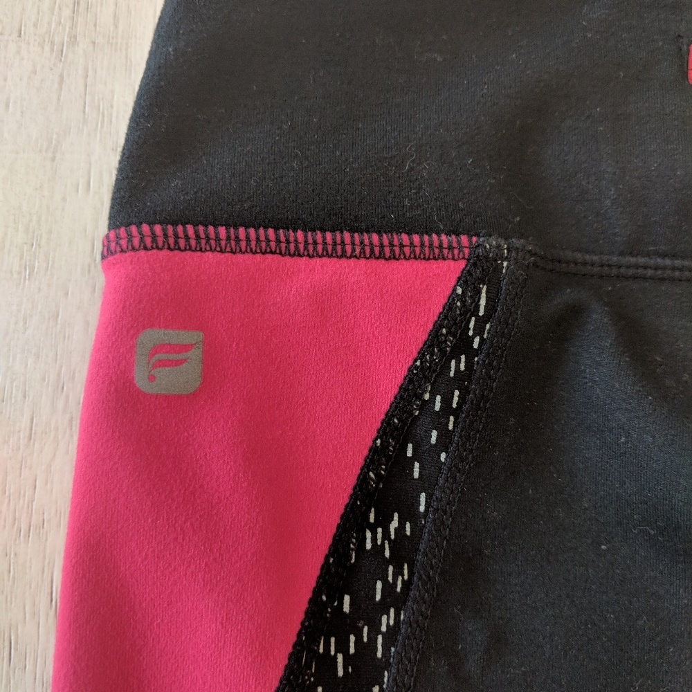 Fabletics Crops - Picture 4 of 4